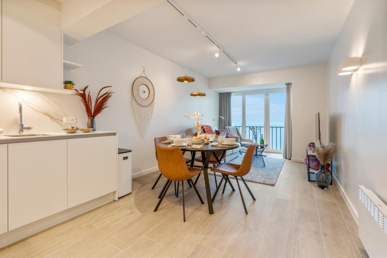 Seagusta - Sea View Apartment In Middelkerke Buitenkant foto